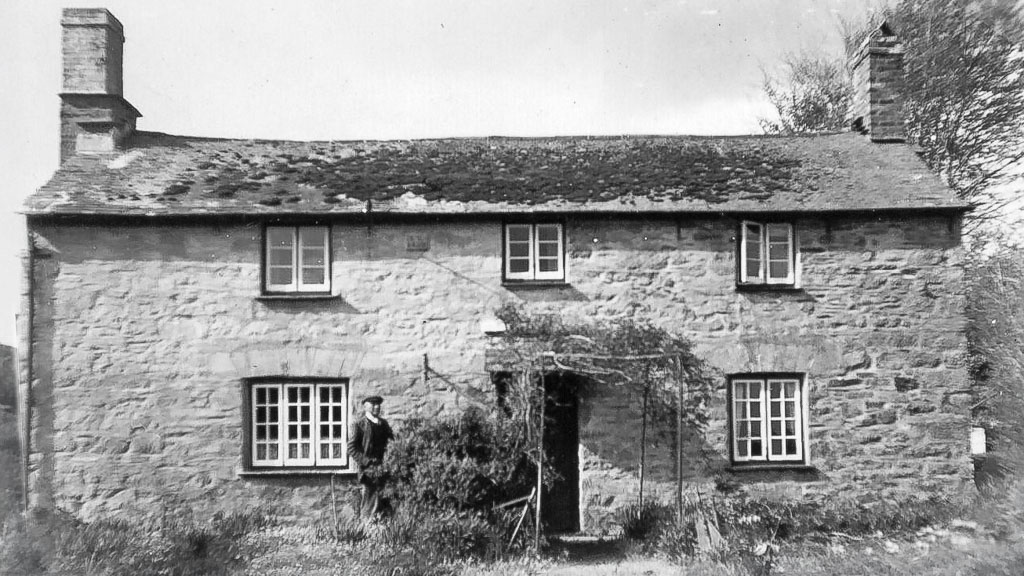 Coulings Cottage - Sarah's home in Teverbyn near St Neot 